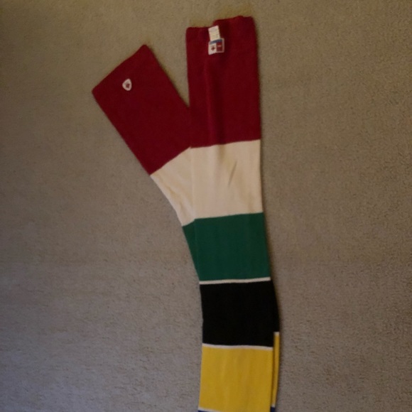 NWOT Authentic HBC Team Canada Olympic Scarf - Picture 2 of 4